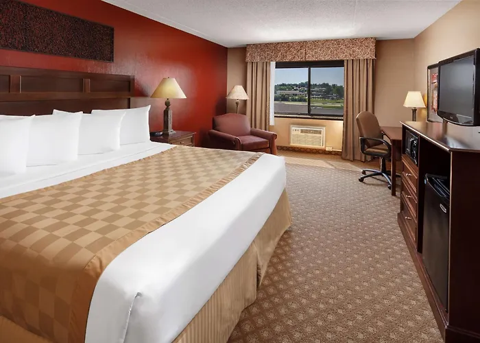 Roosevelt Grand Dakota Surestay Collection By Best Western
